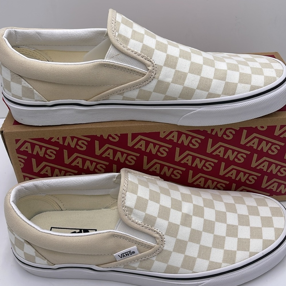 Vans WMNS Checkerboard Sneakers Classic Slip-On
(Checkerboard)Trtldvtrwht - Picture 2 of 16